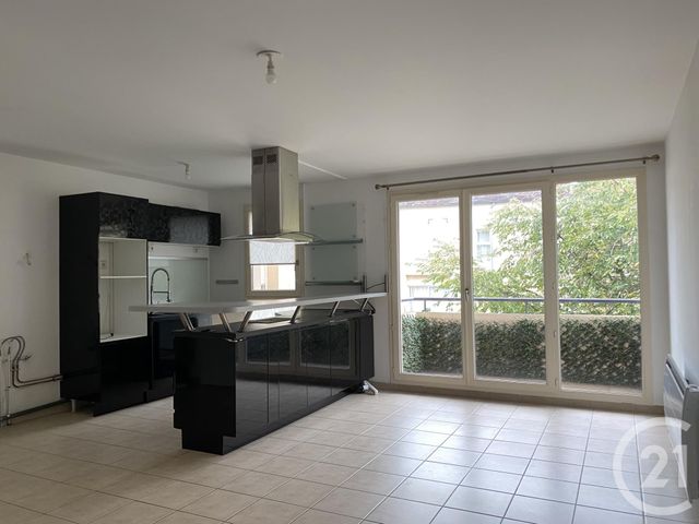 Appartement à louer CHAMPAGNE SUR SEINE