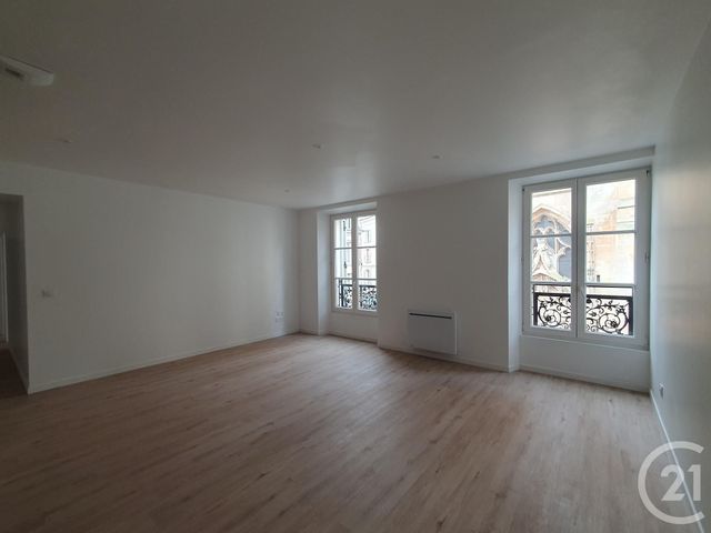 Appartement à louer - 3 pièces - 60.89 m2 - MELUN - 77 - ILE-DE-FRANCE - Century 21 Agence Babut