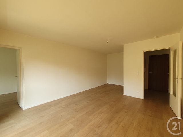 Appartement T2 à louer - 2 pièces - 42.5 m2 - AVON - 77 - ILE-DE-FRANCE - Century 21 Agence Babut