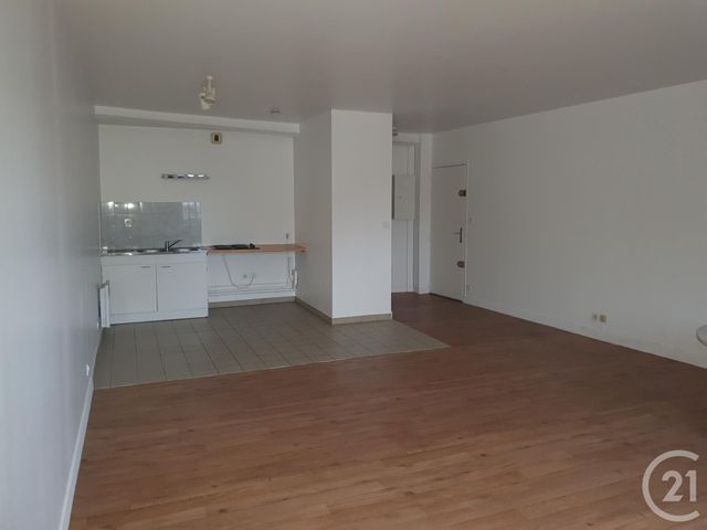 Appartement à louer - 2 pièces - 58.37 m2 - FONTAINEBLEAU - 77 - ILE-DE-FRANCE - Century 21 Agence Babut