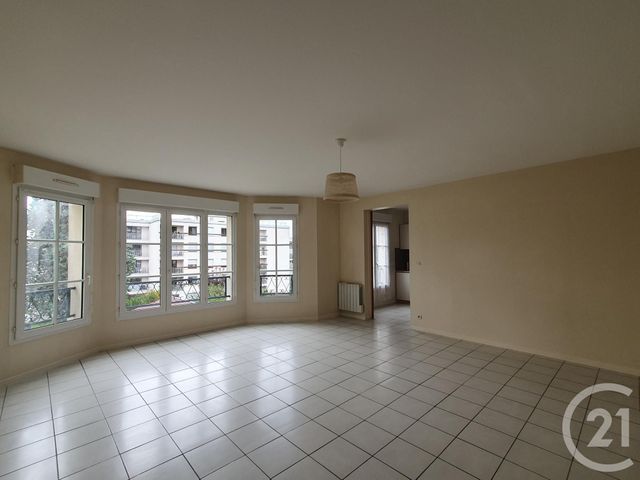 Appartement T2 à louer - 2 pièces - 64.63 m2 - AVON - 77 - ILE-DE-FRANCE - Century 21 Agence Babut